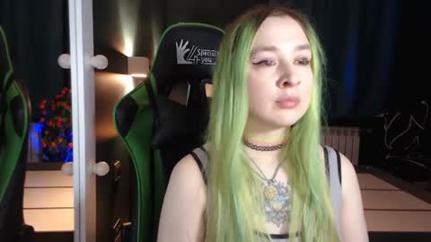 Snapshot of hentaishiing chatting on 01-06-25, 07:02 Hentaishiing online show from 01-06-25, 07:02