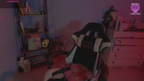 Hello I am Valentina independent Colombian model I love sensuality and pleasure welcome online show from 03-31-26, 02:28