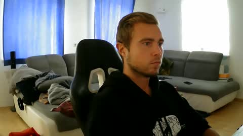 John Pearl online show from 09-18-25, 08:49