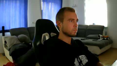 John Pearl online show from 10-10-25, 10:03