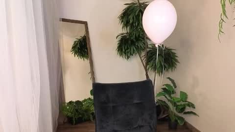 Elise online show from 02-20-26, 06:26