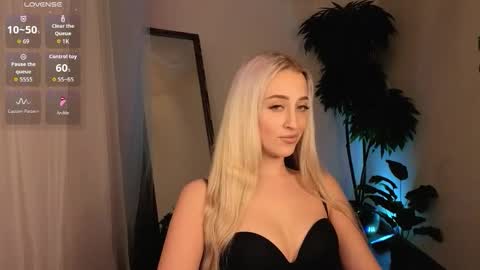 Elise online show from 03-20-26, 02:16