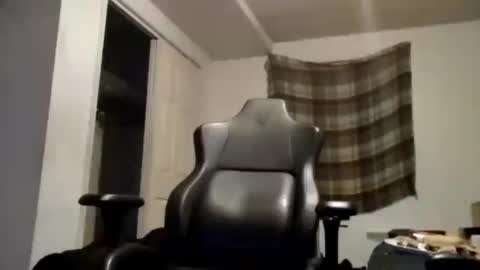 Snapshot of hereforbootyyy chatting on 02-26-25, 07:42 Hereforbootyyyy online show from 02-26-25, 07:42