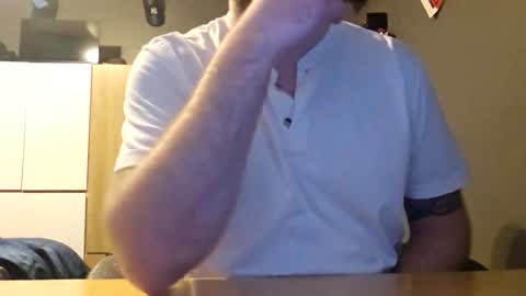 Snapshot of heretopleazz chatting on 04-16-26, 09:15 heretopleazz online show from 04-16-26, 09:15
