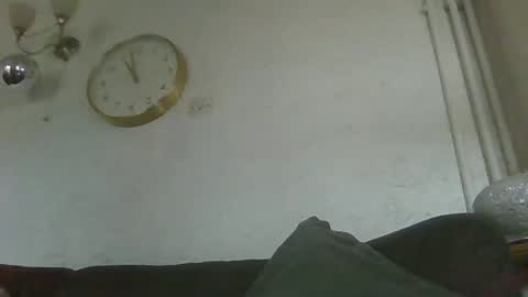 Snapshot of heretoserveyouall chatting on 12-31-24, 10:58 heretoserveyouall online show from 12-31-24, 10:58