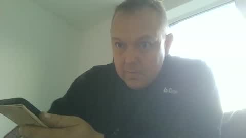 Snapshot of heretoserveyouall chatting on 10-20-25, 04:07 heretoserveyouall online show from 10-20-25, 04:07