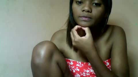 Snapshot of herisse01 chatting on 06-08-26, 05:35 herisse01 online show from 06-08-26, 05:35