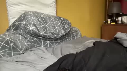 Snapshot of herkimer95 chatting on 12-31-24, 05:18 herkimer95 online show from 12-31-24, 05:18