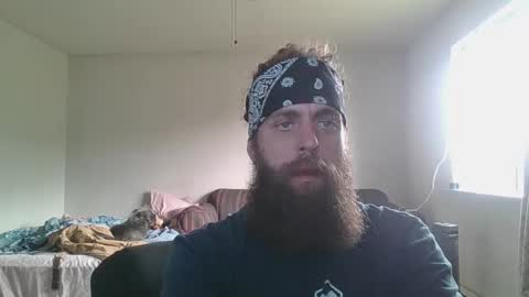 Snapshot of hermannbukowski chatting on 09-19-25, 03:45 hermannbukowski online show from 09-19-25, 03:45