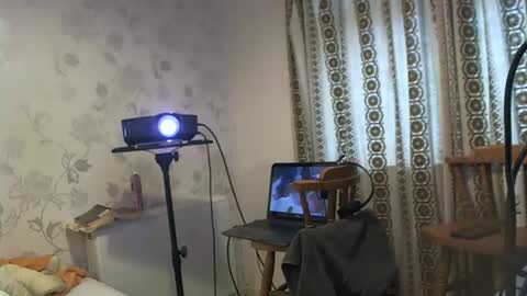 mature online show from 10-11-25, 07:18