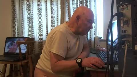 mature online show from 12-02-25, 10:09