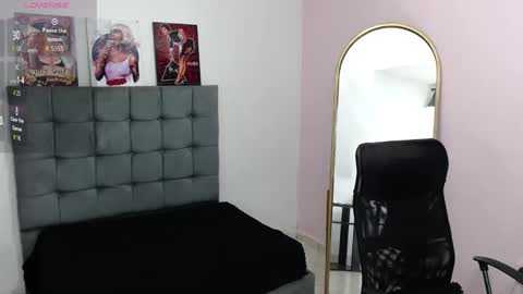 Alana online show from 10-18-25, 10:32