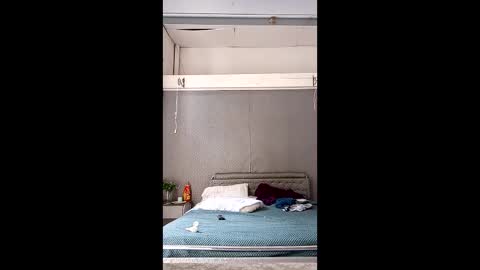 hernandezyeferson916 online show from 03-26-26, 07:30