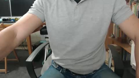 hero0111 online show from 09-10-25, 04:51