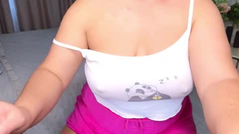 Maryana online show from 10-08-25, 06:33