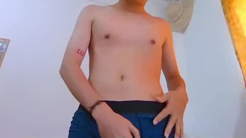 Snapshot of herrerabuitragroedwin chatting on 05-31-26, 12:23 valentin 123 online show from 05-31-26, 12:23