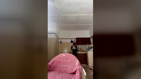Snapshot of herslatt chatting on 05-07-26, 01:11 herslatt online show from 05-07-26, 01:11