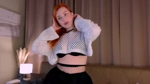 Snapshot of herthawonderly chatting on 09-17-25, 06:09 Eve online show from 09-17-25, 06:09
