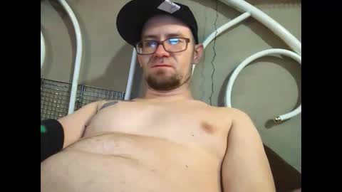 Snapshot of herwish_88 chatting on 01-26-25, 01:47 Seamus McNasty online show from 01-26-25, 01:47