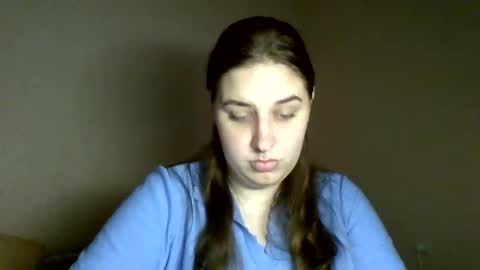 hess_luna_ online show from 09-12-25, 09:42