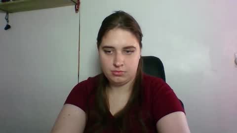 hess_luna_ online show from 10-15-25, 09:09