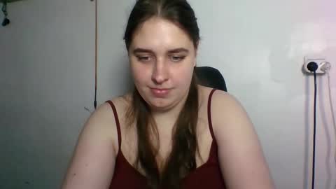 hess_luna_ online show from 10-17-25, 09:12