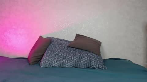 Hesssa Prime time  The broadcasts start at 3am and 3 pm London time  online show from 02-08-26, 02:53