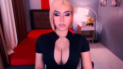 Snapshot of hestiaprytanei chatting on 04-30-26, 08:20 bry online show from 04-30-26, 08:20