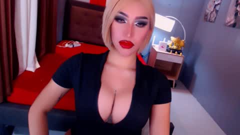 Snapshot of hestiaprytanei chatting on 05-06-26, 12:32 bry online show from 05-06-26, 12:32