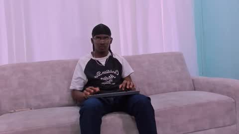 heteros men online show from 02-02-26, 01:54