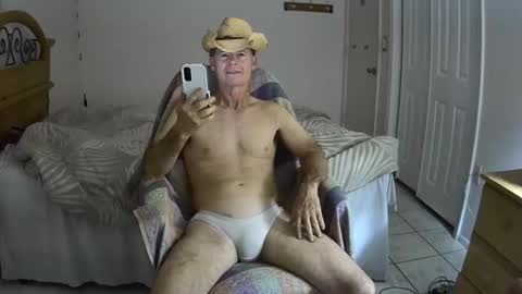 hewes1 online show from 02-10-25, 04:52