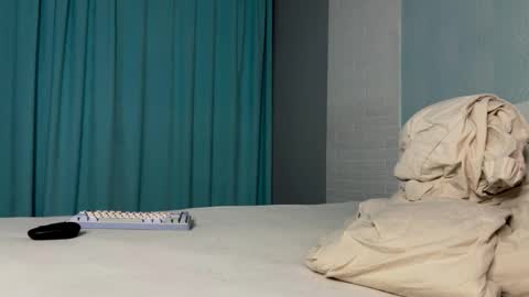 Arnold online show from 11-23-25, 05:24