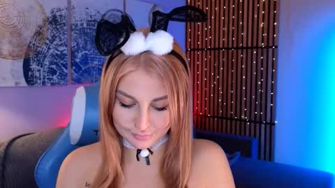 Snapshot of hey_cassie chatting on 10-16-25, 03:46 hey_cassie online show from 10-16-25, 03:46