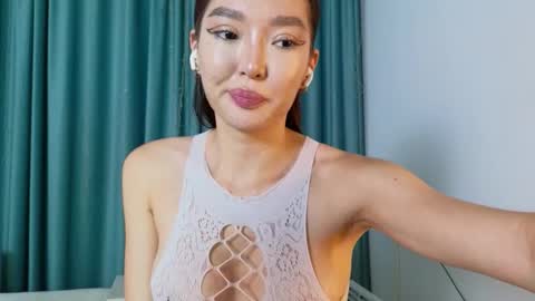 Audrey online show from 09-29-25, 03:06