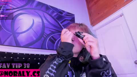 Noraly  online show from 05-07-26, 08:42