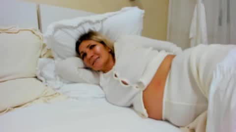 Snapshot of heyheygrey chatting on 01-28-25, 02:53 Heyheygrey online show from 01-28-25, 02:53