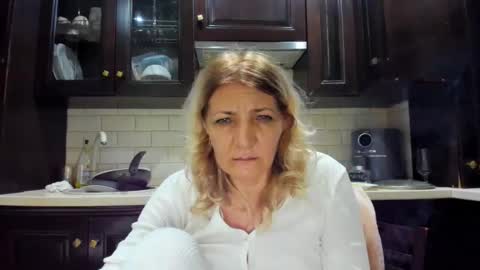 Snapshot of heyheygrey chatting on 02-24-25, 01:57 Heyheygrey online show from 02-24-25, 01:57