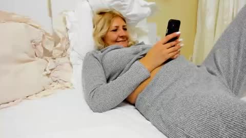 Snapshot of heyheygrey chatting on 03-01-25, 06:54 Heyheygrey online show from 03-01-25, 06:54