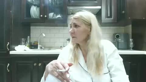 Heyheygrey online show from 05-13-26, 03:09
