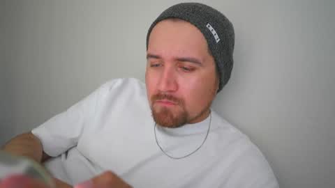 heyitsryan01 online show from 10-17-25, 04:20