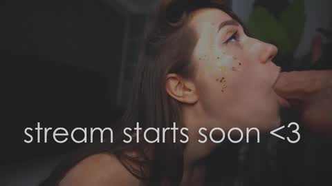 Snapshot of heylixie_ chatting on 02-12-26, 06:52 Li online show from 02-12-26, 06:52