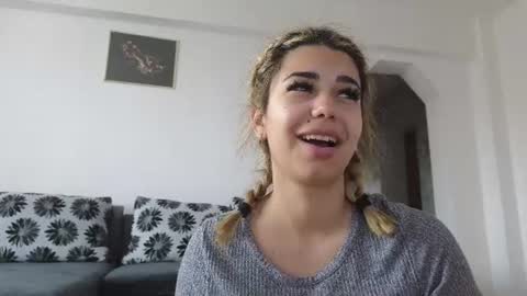 Snapshot of heysianna chatting on 06-29-26, 11:21 Siana online show from 06-29-26, 11:21