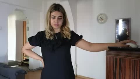 Snapshot of heysianna chatting on 07-21-26, 10:17 Siana online show from 07-21-26, 10:17