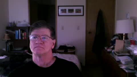Snapshot of hg99too chatting on 12-04-24, 04:05 hg99too online show from 12-04-24, 04:05