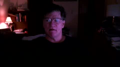Snapshot of hg99too chatting on 12-18-24, 02:38 hg99too online show from 12-18-24, 02:38