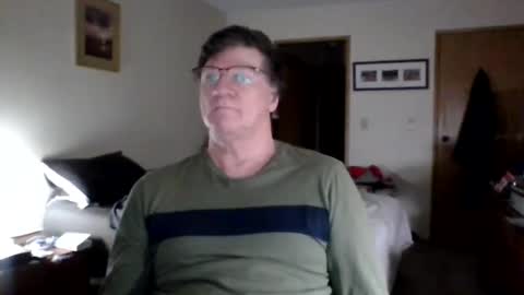 Snapshot of hg99too chatting on 01-12-25, 02:30 hg99too online show from 01-12-25, 02:30