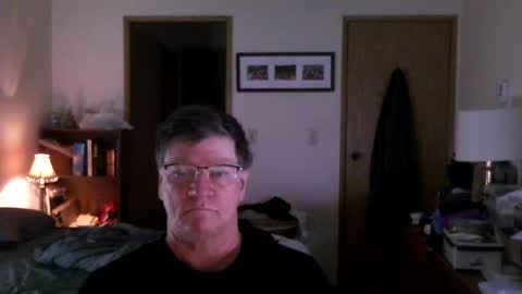 Snapshot of hg99too chatting on 02-18-25, 02:16 hg99too online show from 02-18-25, 02:16