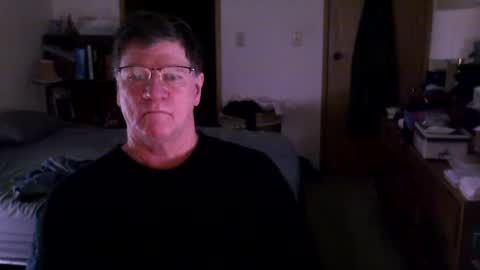 Snapshot of hg99too chatting on 02-19-25, 02:34 hg99too online show from 02-19-25, 02:34