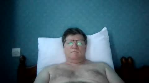 Snapshot of hg99too chatting on 03-03-25, 07:10 hg99too online show from 03-03-25, 07:10