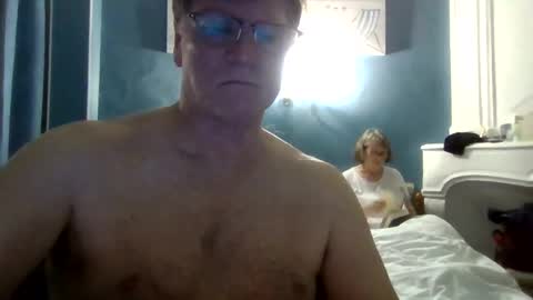 Snapshot of hg99too chatting on 03-04-25, 08:05 hg99too online show from 03-04-25, 08:05